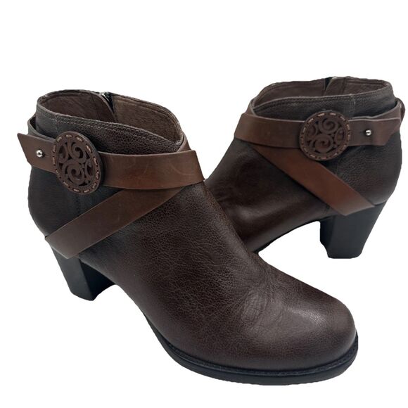 Brighton "Gaucho" Leather Brown/Black Heeled Boots Booties Size 7M EUC - Picture 1 of 6